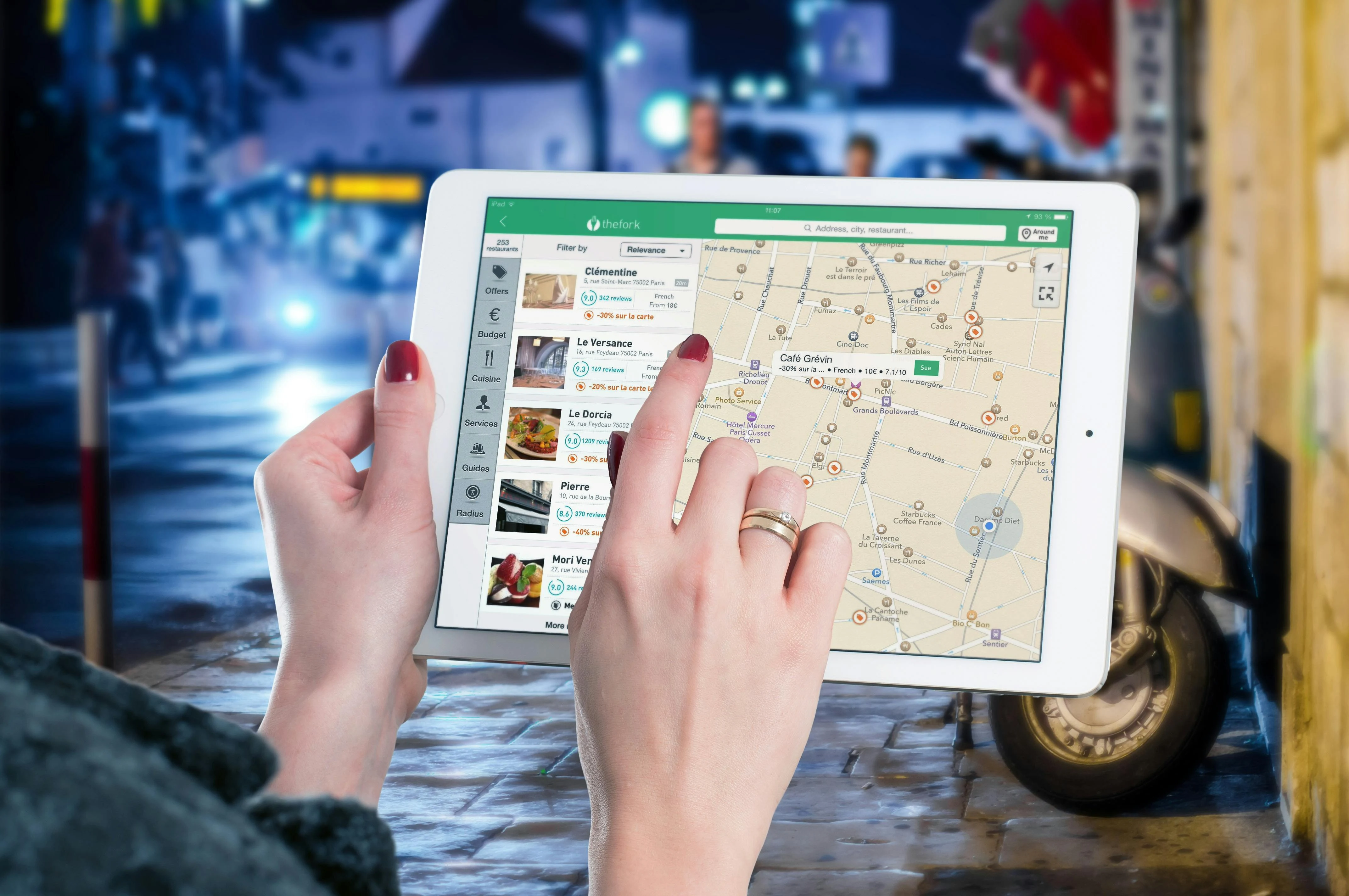 Booking Direct vs. OTAs vs. Hybrid AI: Taking Control for Effortless Travel